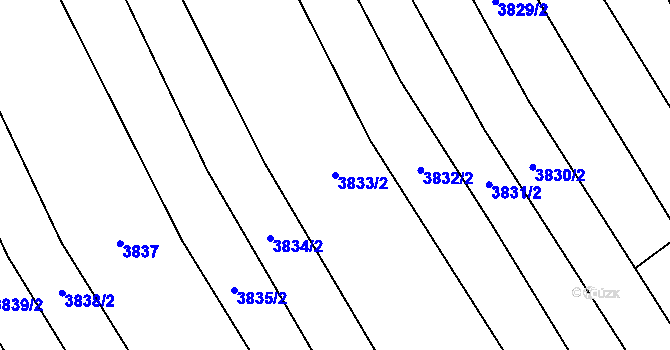 Parcela st. 3833/2 v KÚ Bánov, Katastrální mapa