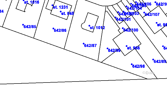 Parcela st. 642/87 v KÚ Bašť, Katastrální mapa