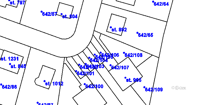 Parcela st. 642/106 v KÚ Bašť, Katastrální mapa