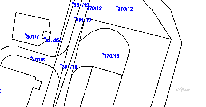 Parcela st. 370/16 v KÚ Bernartice, Katastrální mapa