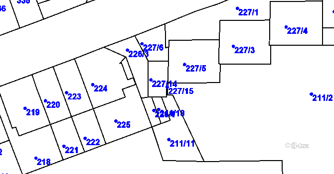 Parcela st. 227/15 v KÚ Komárov, Katastrální mapa