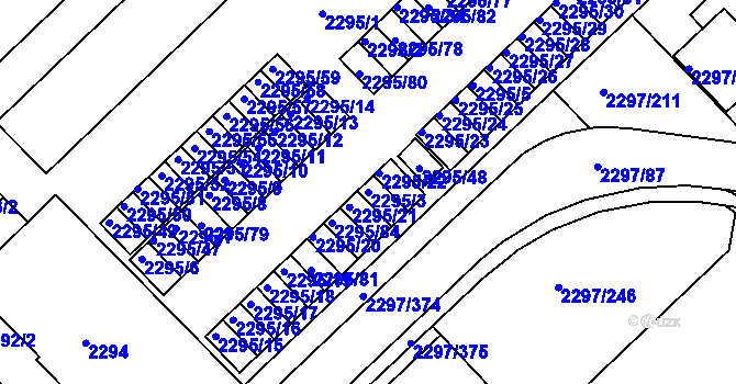 Parcela st. 2295/3 v KÚ Slatina, Katastrální mapa