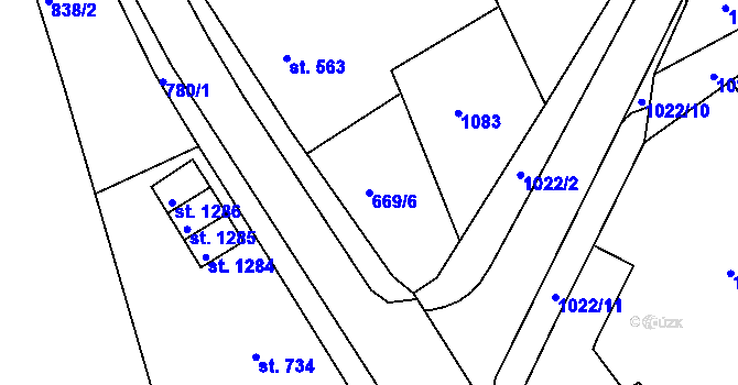 Parcela st. 669/6 v KÚ Broumov, Katastrální mapa