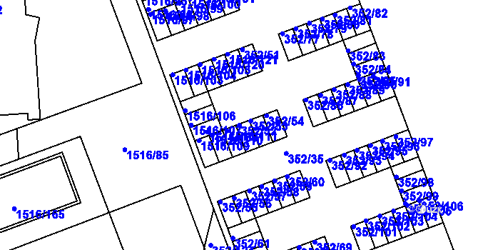 Parcela st. 352/52 v KÚ Březnice, Katastrální mapa