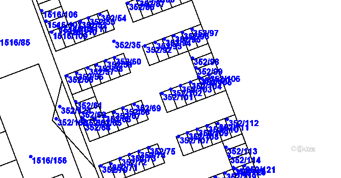 Parcela st. 352/102 v KÚ Březnice, Katastrální mapa