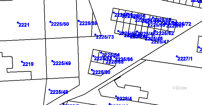 Parcela st. 2225/64 v KÚ Bučovice, Katastrální mapa