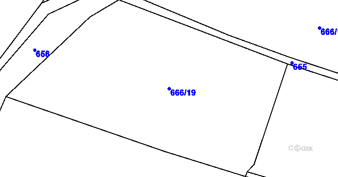 Parcela st. 666/19 v KÚ Buš, Katastrální mapa