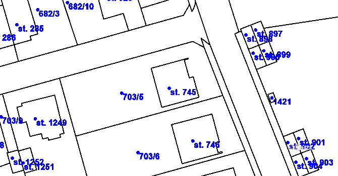 Parcela st. 745 v KÚ Parník, Katastrální mapa