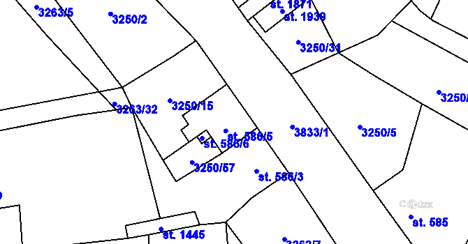 Parcela st. 586/4 v KÚ Dobřany, Katastrální mapa