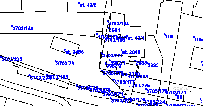 Parcela st. 3703/221 v KÚ Dobřany, Katastrální mapa