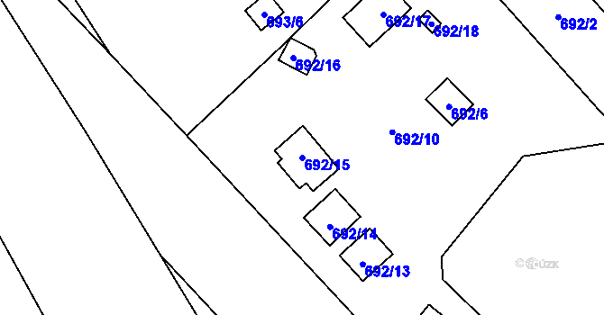 Parcela st. 692/15 v KÚ Doksy u Máchova jezera, Katastrální mapa