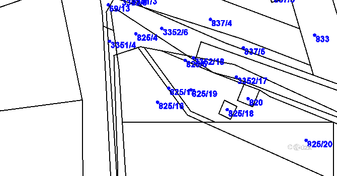 Parcela st. 825/17 v KÚ Dolní Kounice, Katastrální mapa