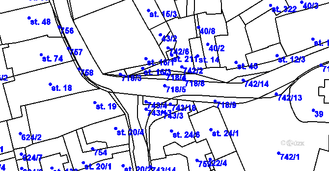 Parcela st. 718/5 v KÚ Dubné, Katastrální mapa