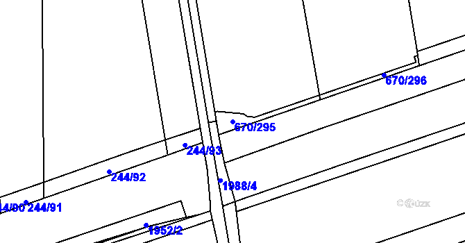 Parcela st. 670/295 v KÚ Louky nad Dřevnicí, Katastrální mapa
