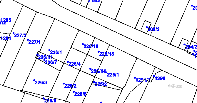 Parcela st. 226/15 v KÚ Hajany, Katastrální mapa