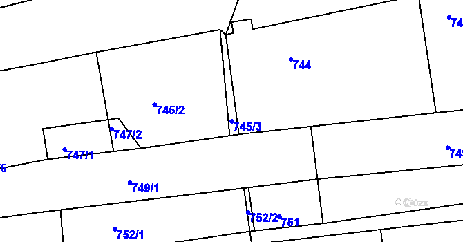 Parcela st. 745/3 v KÚ Hlohovec, Katastrální mapa
