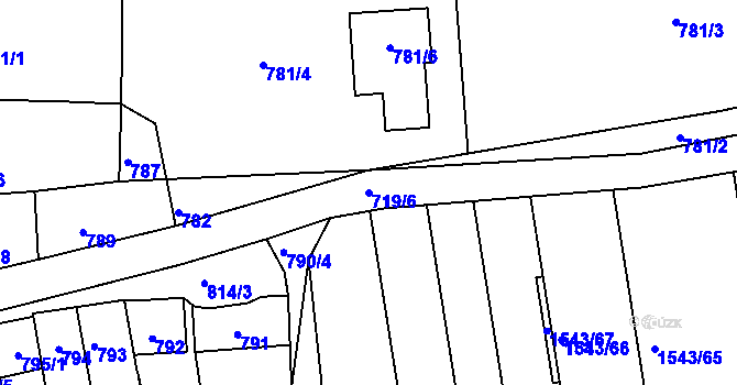 Parcela st. 719/6 v KÚ Hlohovec, Katastrální mapa
