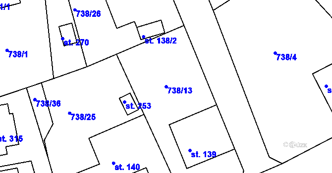 Parcela st. 738/13 v KÚ Hluboš, Katastrální mapa