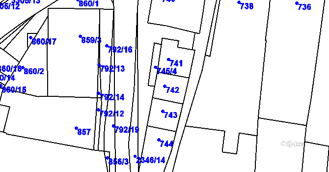 Parcela st. 742 v KÚ Hluk, Katastrální mapa