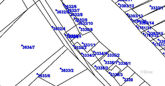 Parcela st. 3331/1 v KÚ Hluk, Katastrální mapa