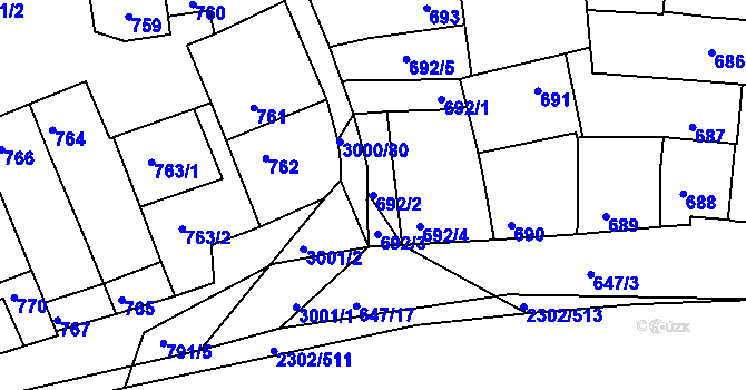 Parcela st. 692/2 v KÚ Hluk, Katastrální mapa
