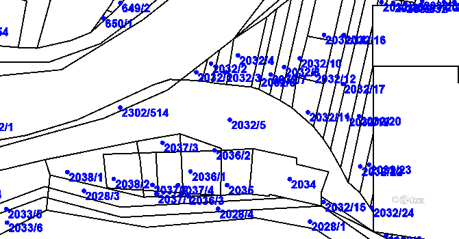 Parcela st. 2032/5 v KÚ Hluk, Katastrální mapa