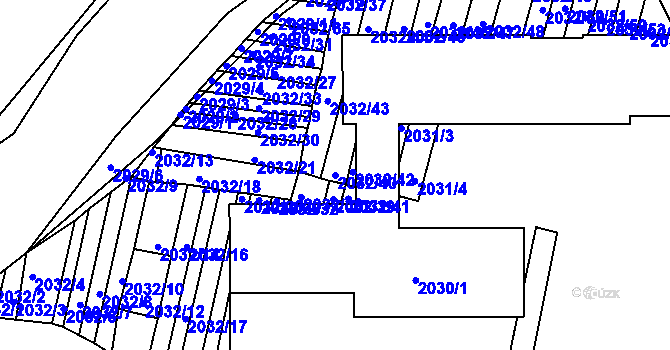 Parcela st. 2032/40 v KÚ Hluk, Katastrální mapa