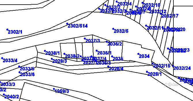 Parcela st. 2036/1 v KÚ Hluk, Katastrální mapa