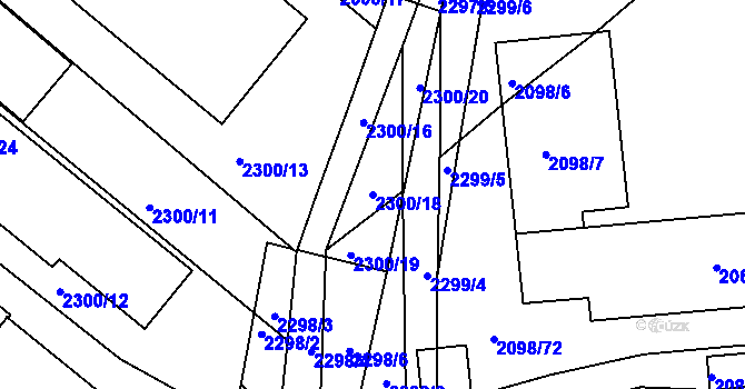 Parcela st. 2300/18 v KÚ Hluk, Katastrální mapa
