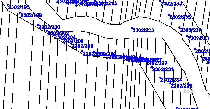 Parcela st. 2302/214 v KÚ Hluk, Katastrální mapa