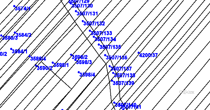 Parcela st. 3507/136 v KÚ Hluk, Katastrální mapa