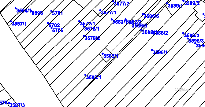 Parcela st. 3585/1 v KÚ Hluk, Katastrální mapa