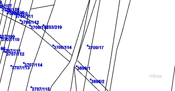 Parcela st. 3700/17 v KÚ Hluk, Katastrální mapa