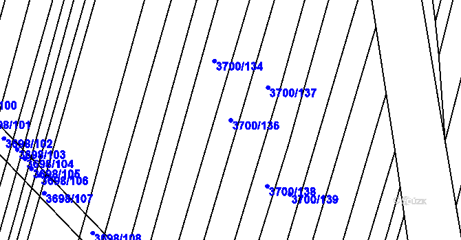 Parcela st. 3700/136 v KÚ Hluk, Katastrální mapa