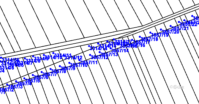 Parcela st. 3857/13 v KÚ Hluk, Katastrální mapa