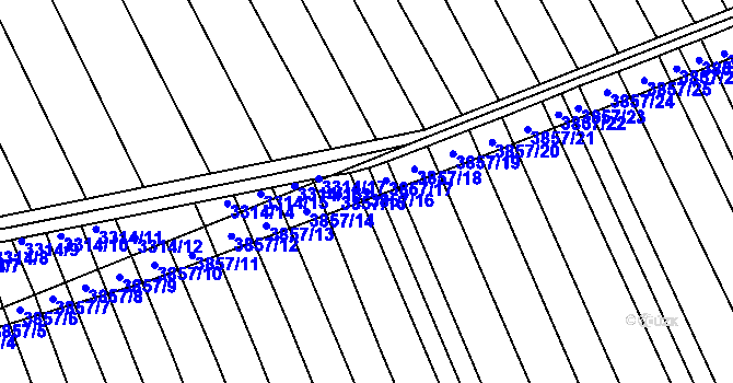 Parcela st. 3857/16 v KÚ Hluk, Katastrální mapa