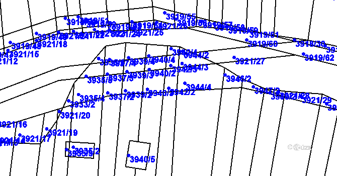 Parcela st. 3942/2 v KÚ Hluk, Katastrální mapa