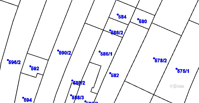 Parcela st. 586/1 v KÚ Hluk, Katastrální mapa