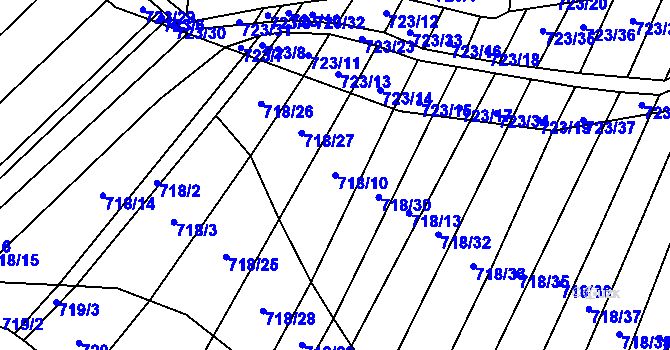 Parcela st. 718/10 v KÚ Holasice, Katastrální mapa