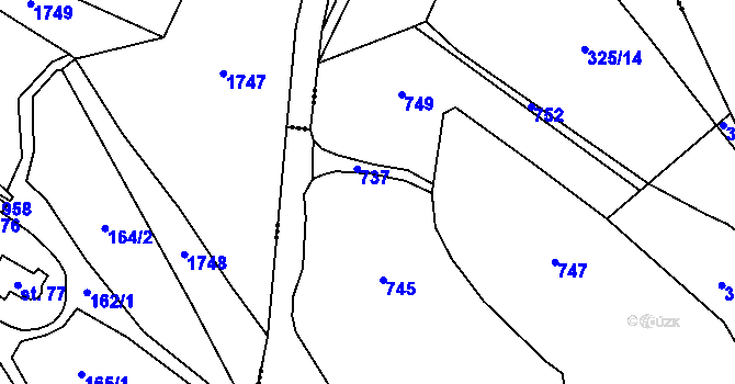 Parcela st. 325/1 v KÚ Holohlavy, Katastrální mapa