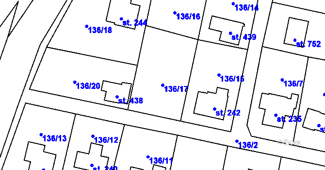 Parcela st. 136/17 v KÚ Holoubkov, Katastrální mapa