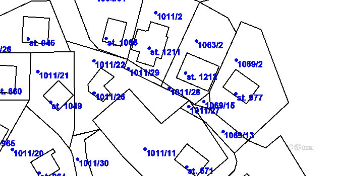 Parcela st. 1011/28 v KÚ Hroznětín, Katastrální mapa