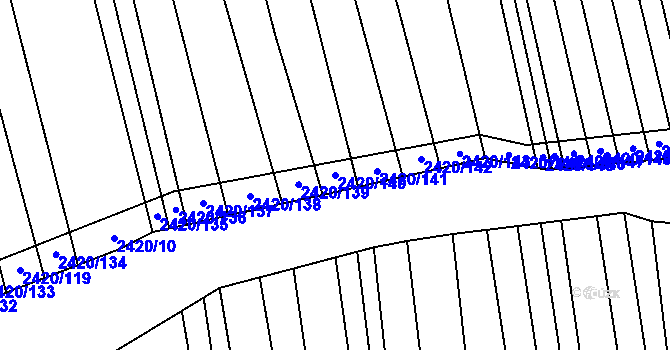 Parcela st. 2420/140 v KÚ Hrubá Vrbka, Katastrální mapa