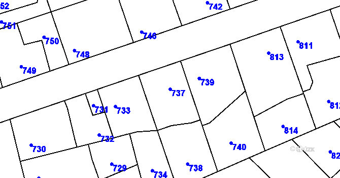 Parcela st. 737 v KÚ Hřebeč, Katastrální mapa