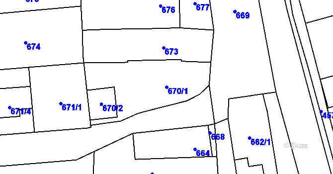 Parcela st. 670/1 v KÚ Charváty, Katastrální mapa
