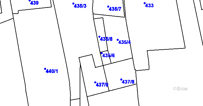 Parcela st. 435/6 v KÚ Charváty, Katastrální mapa