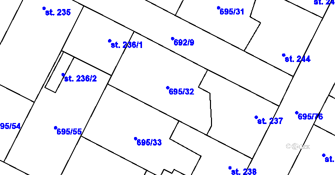 Parcela st. 695/32 v KÚ Chlumčany u Přeštic, Katastrální mapa