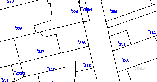 Parcela st. 226 v KÚ Chomoutov, Katastrální mapa