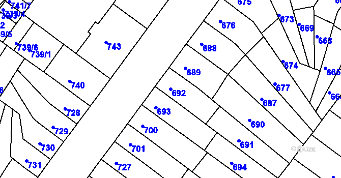 Parcela st. 692 v KÚ Chomutov II, Katastrální mapa