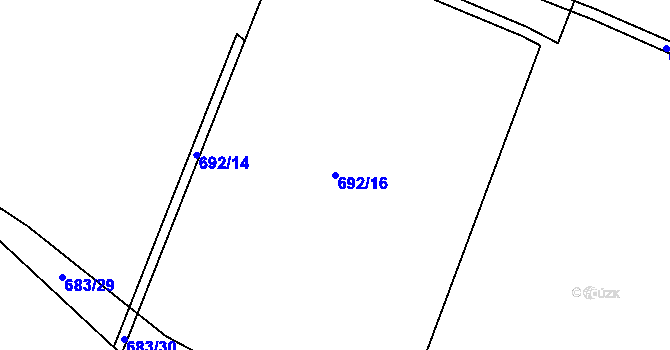 Parcela st. 692/16 v KÚ Choryně, Katastrální mapa